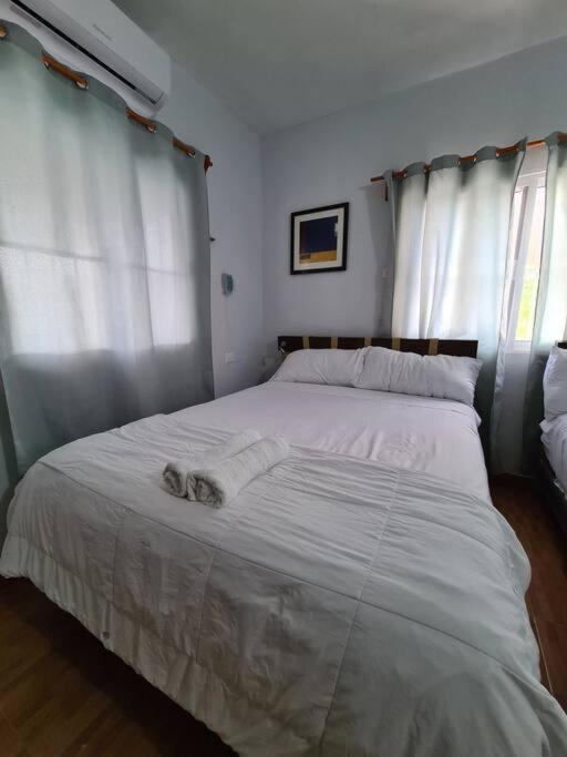 Casa Perla Marina, Pequena Casa Frente A La Playa. Apartment Ел Куйо Екстериор снимка